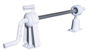 Ролка за покривало с ширина до 6.5м за монтаж към борд